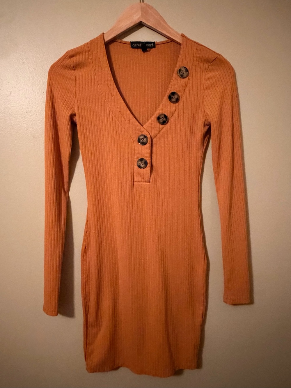 Derek Heart Ribbed V‑Neck Long Sleeve Dress in Mustard Orange
